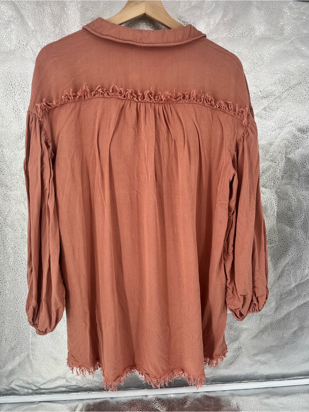 Umgee Women's Long Sleeve Henley Tunic Dolman Sleeves Raw Hem Rust Over Boho Sm